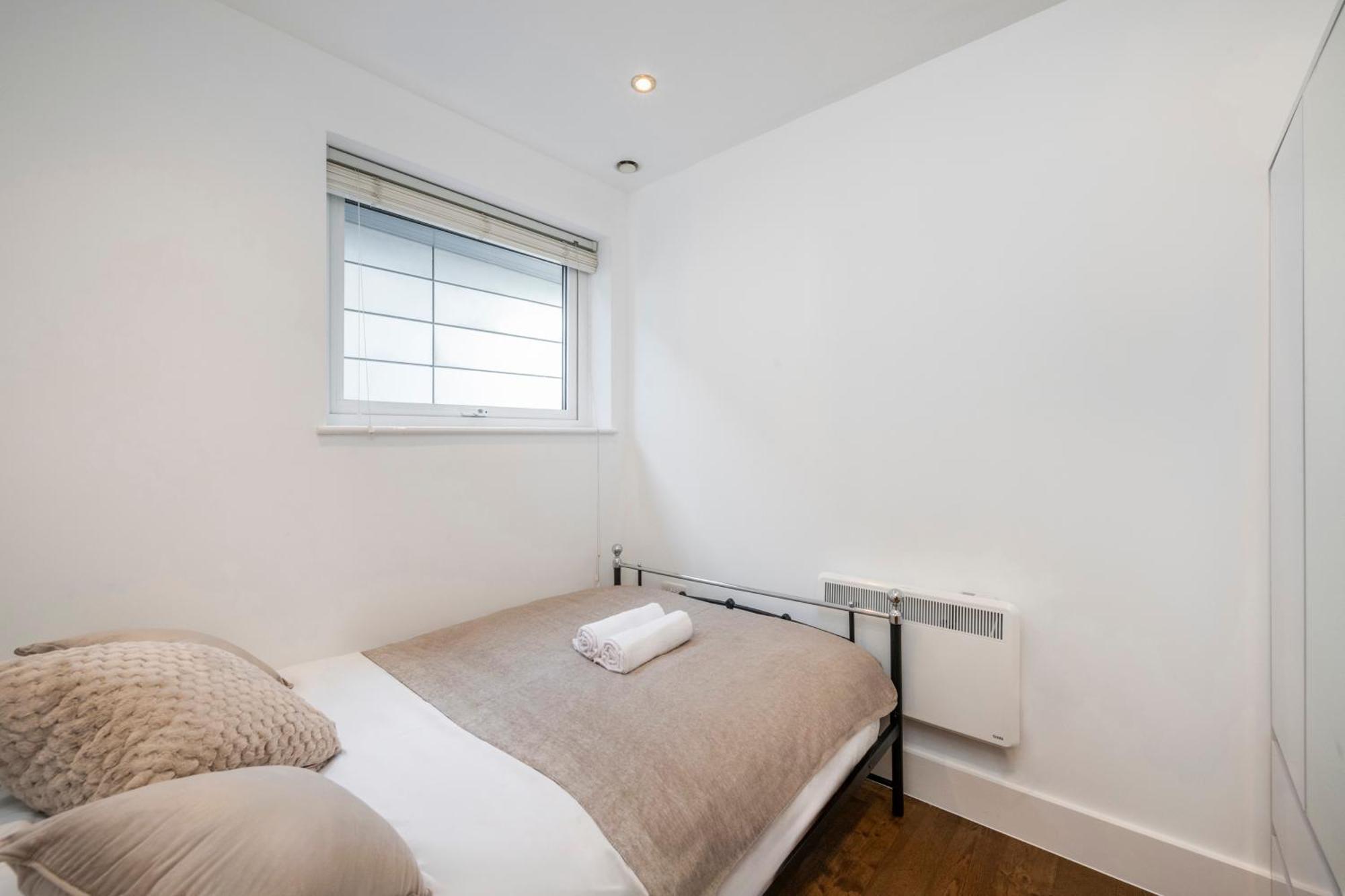 Stylish 2 Bedroom In Chelsea By Battersea Park With Ac Londra