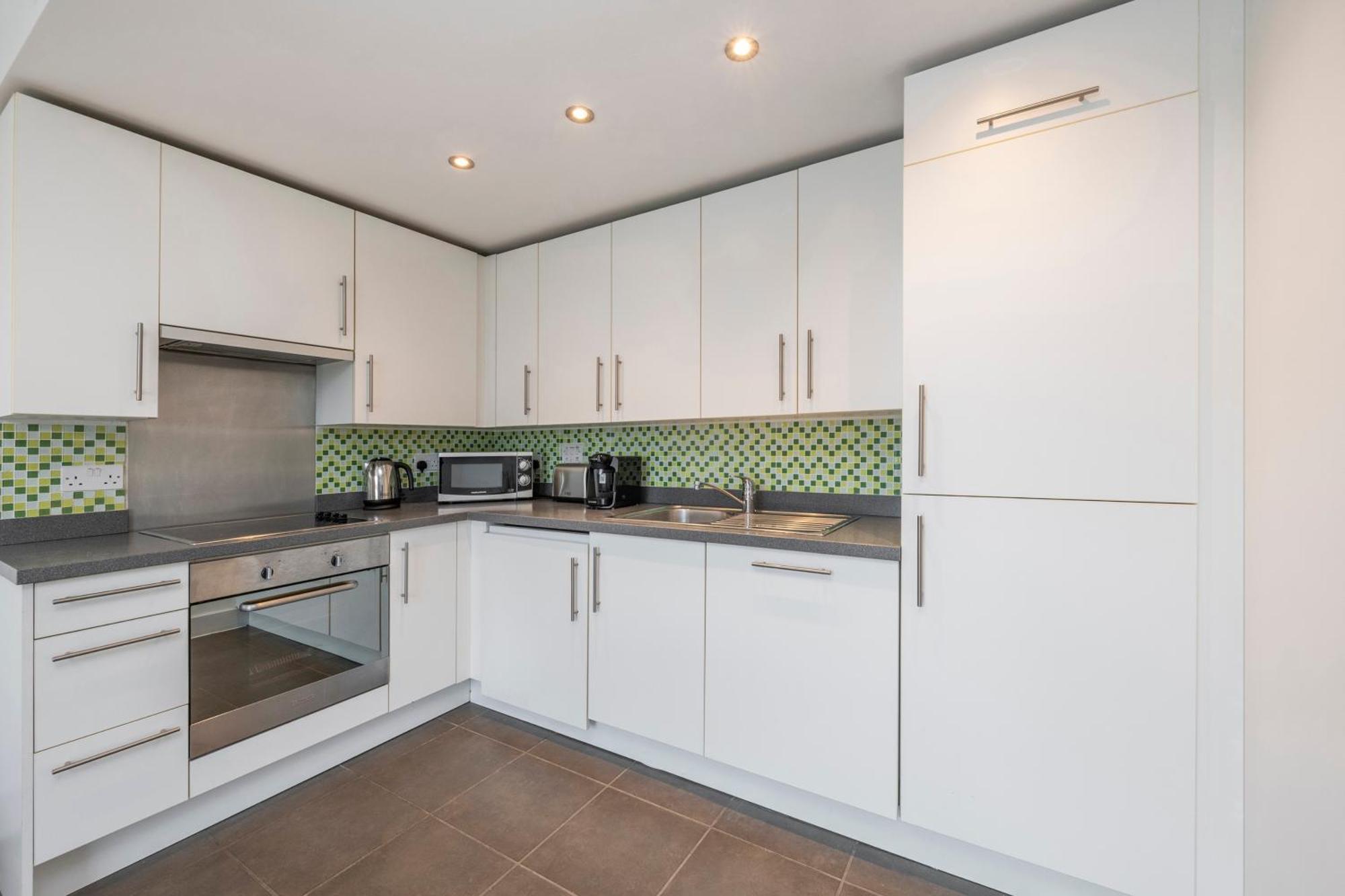 Stylish 2 Bedroom In Chelsea By Battersea Park With Ac Londra